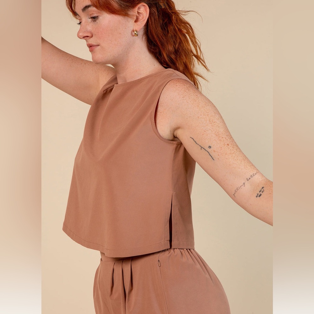 WAYRE Boxy Shift & Snap Tank